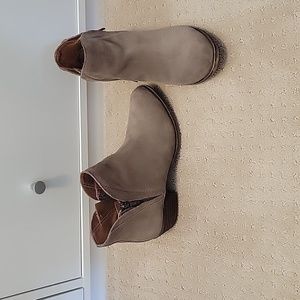 Women's lucky brand booties